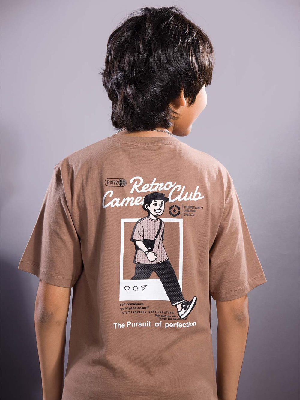 boys printed down shoulder t-shirt #color_pale-brown