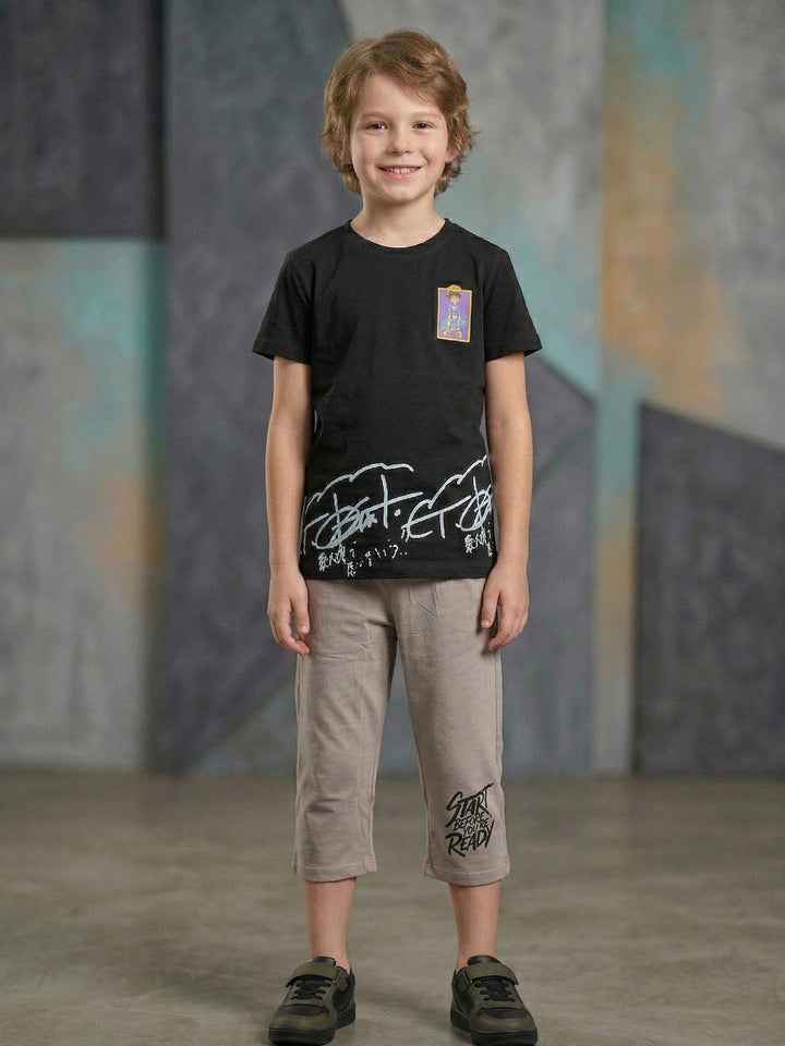 Boys printed half sleeve T-shirt with 3/4 pants set black front view