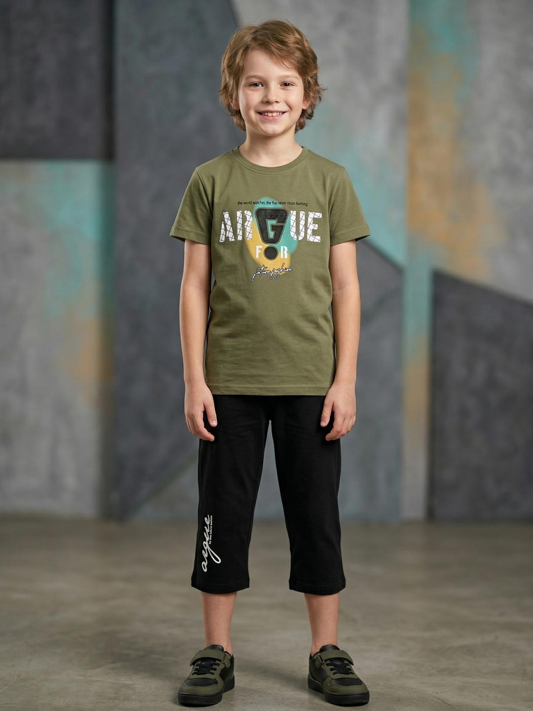 Boys printed half sleeve T-shirt with 3/4 pants set rifle green front view