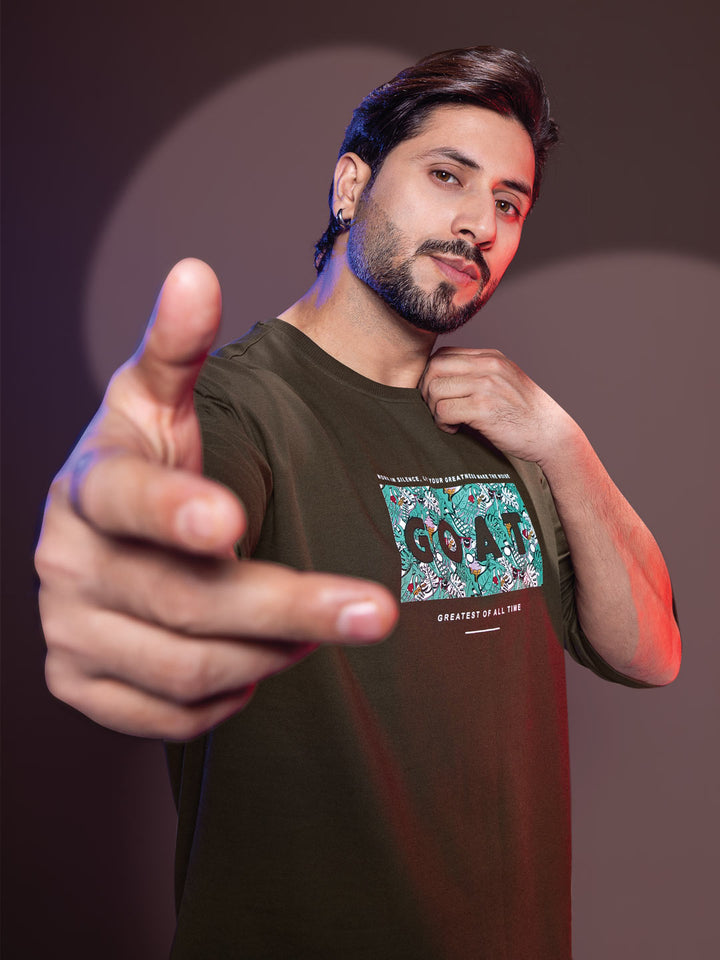 Disney printed down shoulder T-shirt for men color bistre