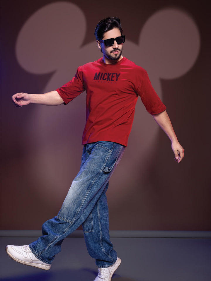 Disney printed down shoulder T-shirt for men color crimson