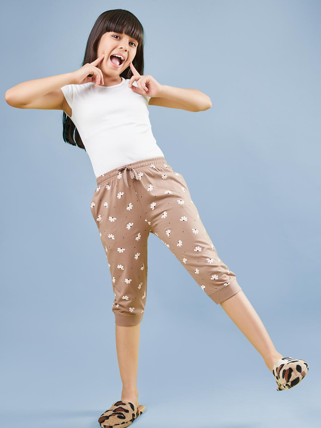 g-3822 printed 3/4th pant for girls clay brown