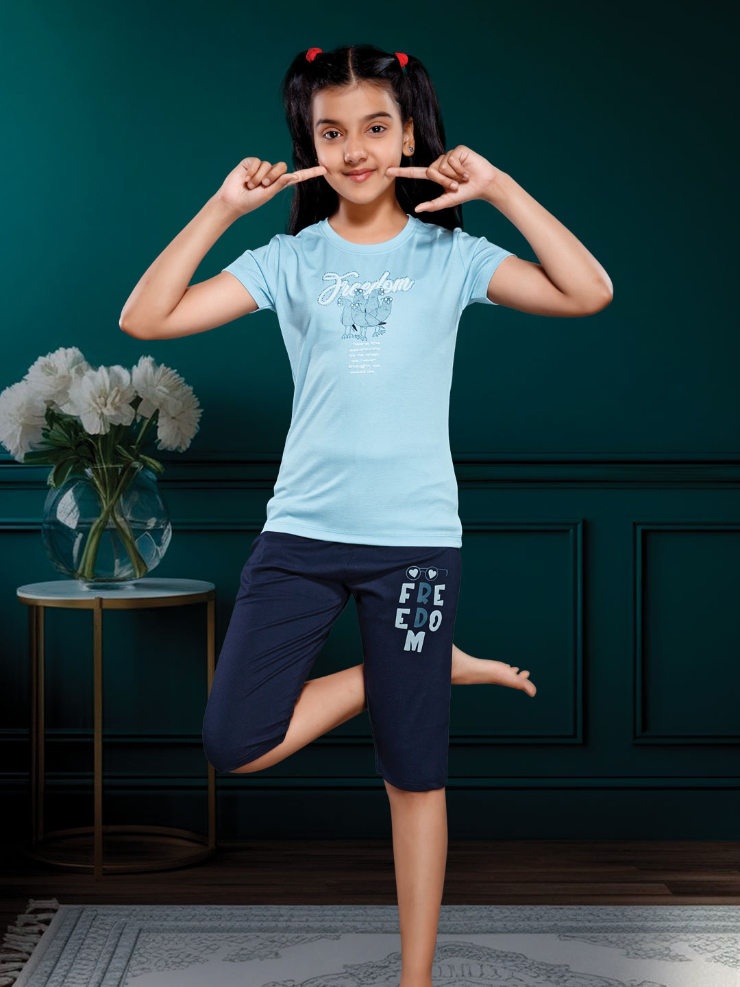 printed 3/4th set for girls color blizzard blue