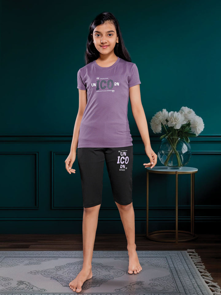 printed 3/4th set for girls color purple taupe