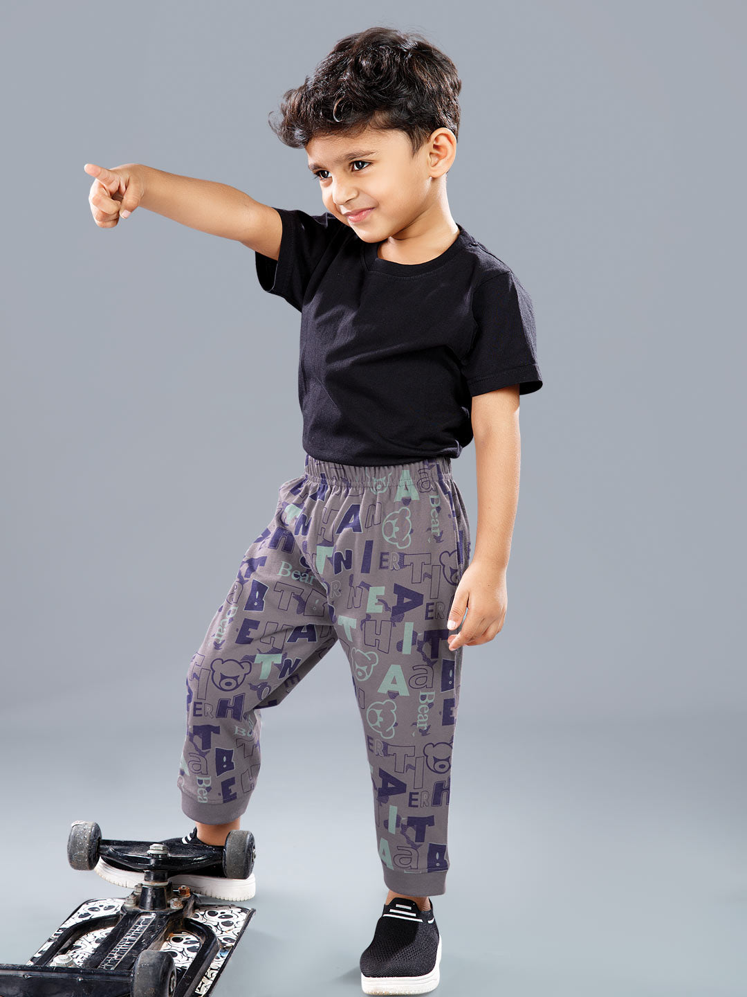 koko printed full pant for boys color grey