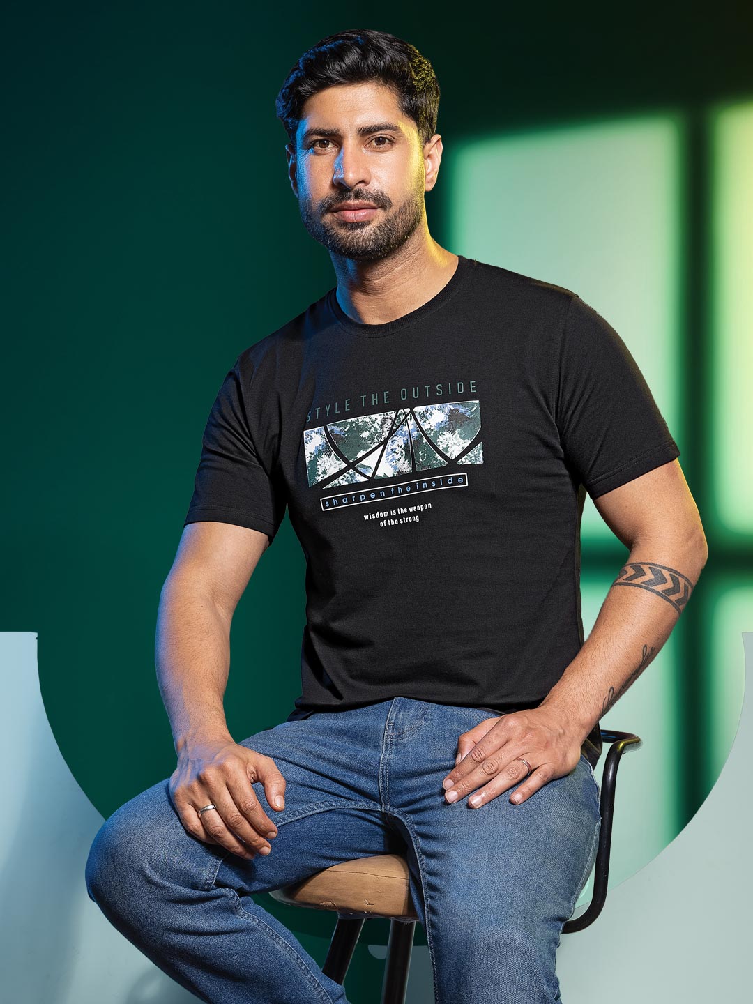 Mens round neck and half sleeve printed t-shirt color black
