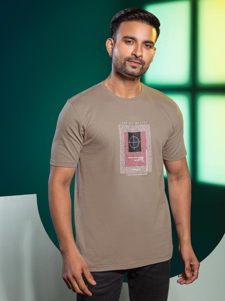 Mens round neck and half sleeve printed t-shirt color bronco