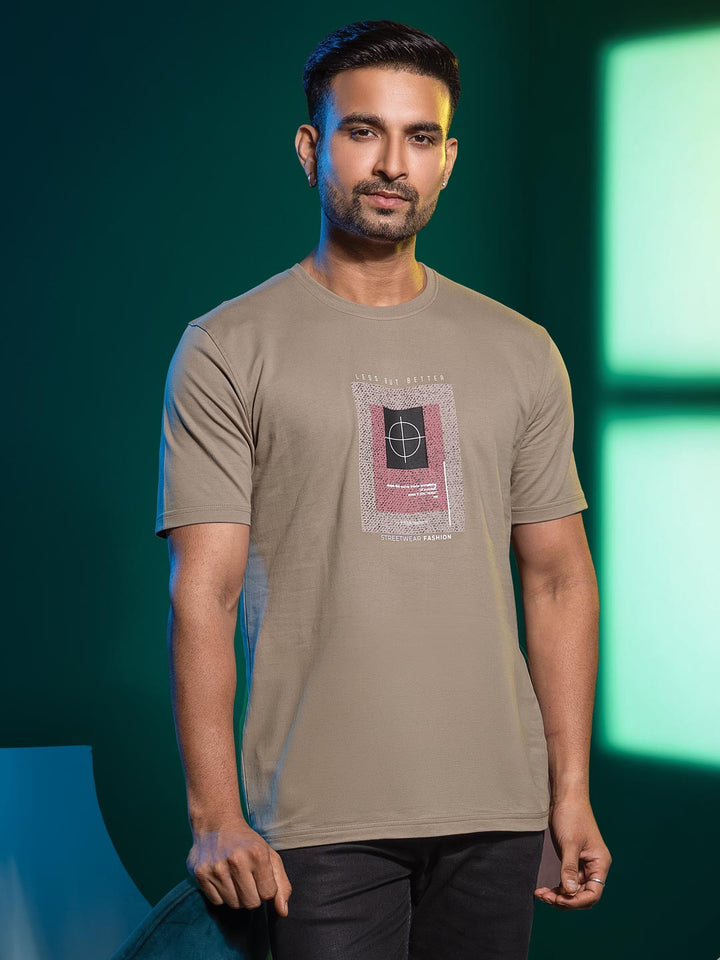 Mens round neck and half sleeve printed t-shirt color bronco