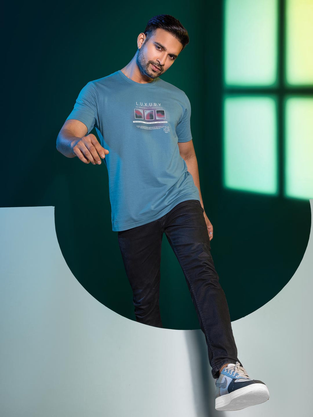 Mens round neck and half sleeve printed t-shirt color silk blue