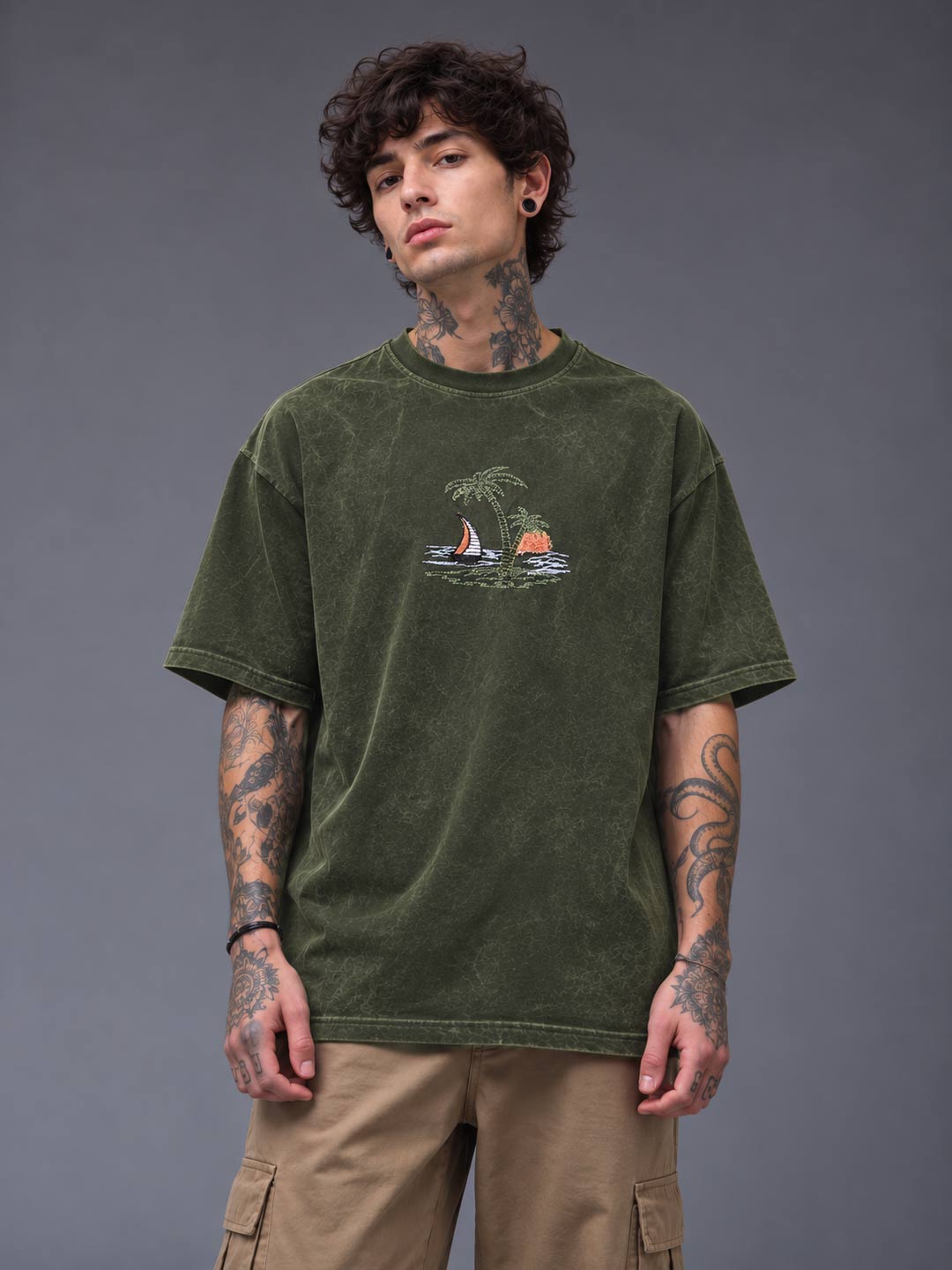 Down shoulder embroidered acid washed t-shirt for men color heavy metal