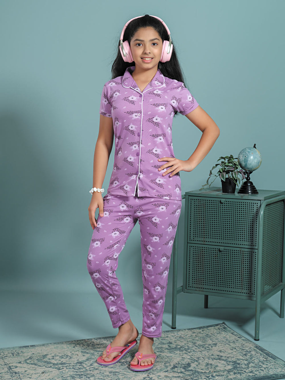 Rysa collar full pant nightwear set for girls pastel violet