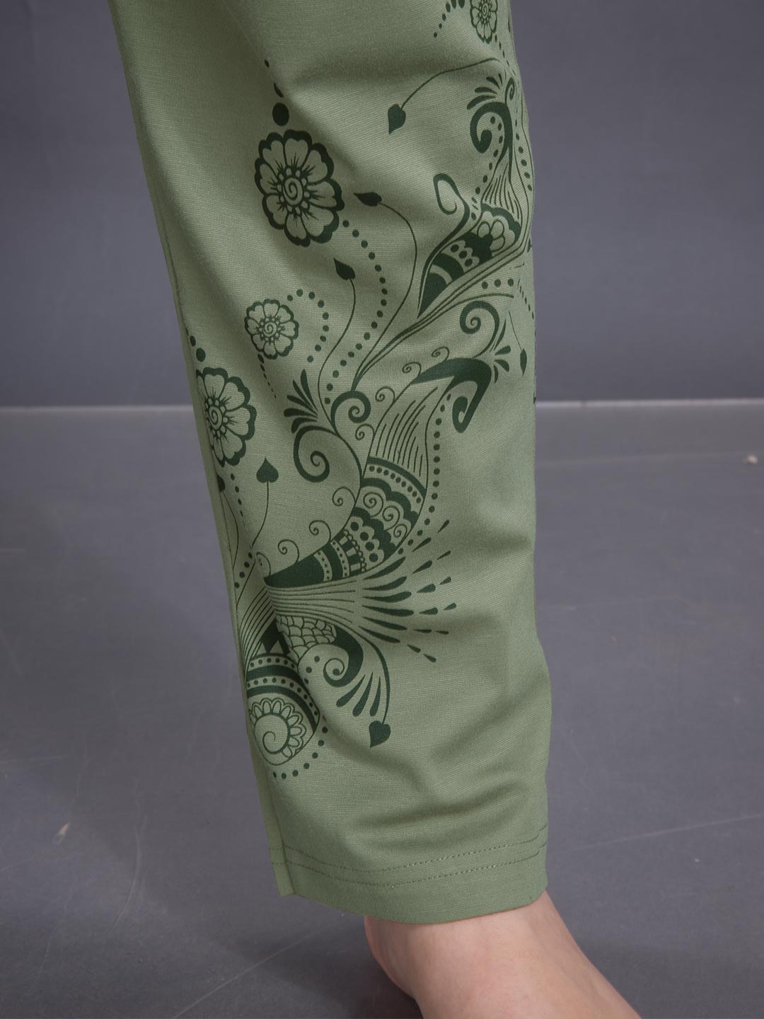 fg shyla printed full pant set for women #color_sage-green