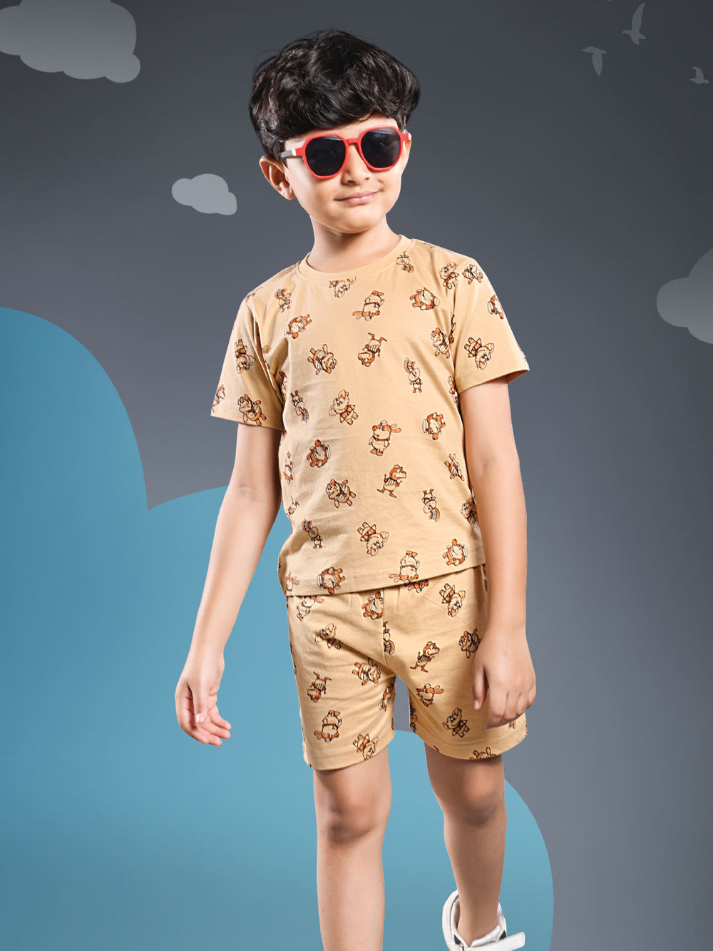 Printed boys shorts set round neck half sleeve t-shirt color coffee