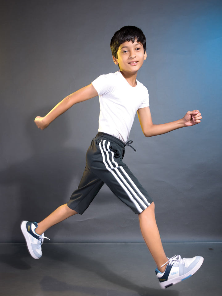 Trico 3/4th pant for boys color charcoal grey