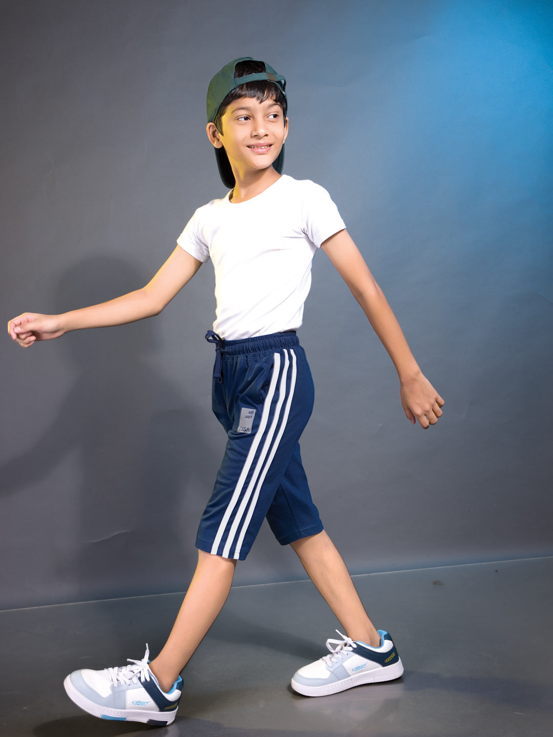 Trico 3/4th pant for boys color marine