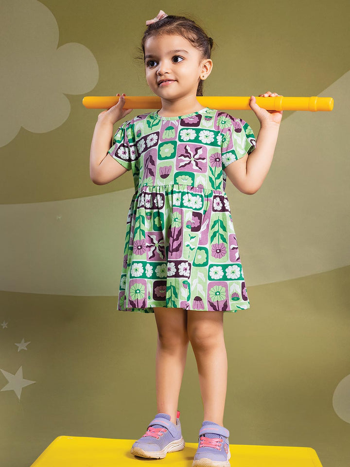 wonder girl munna munni frock for baby girls color frog green