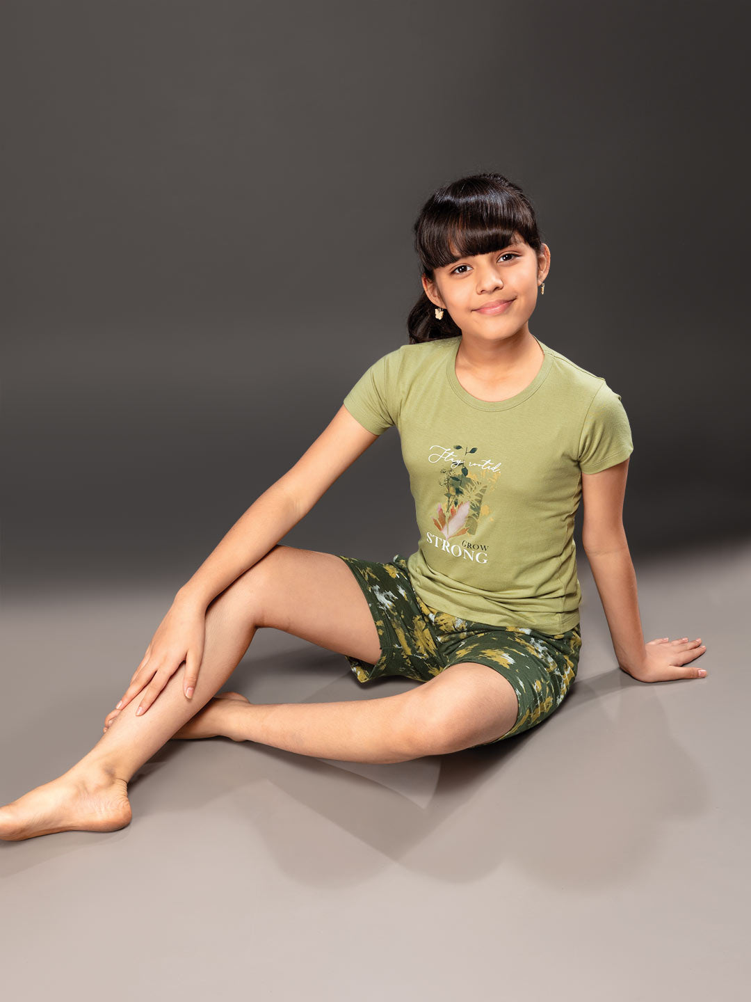 ananya girls shorts set with printed half sleeve round neck t-shirt color winter hazel