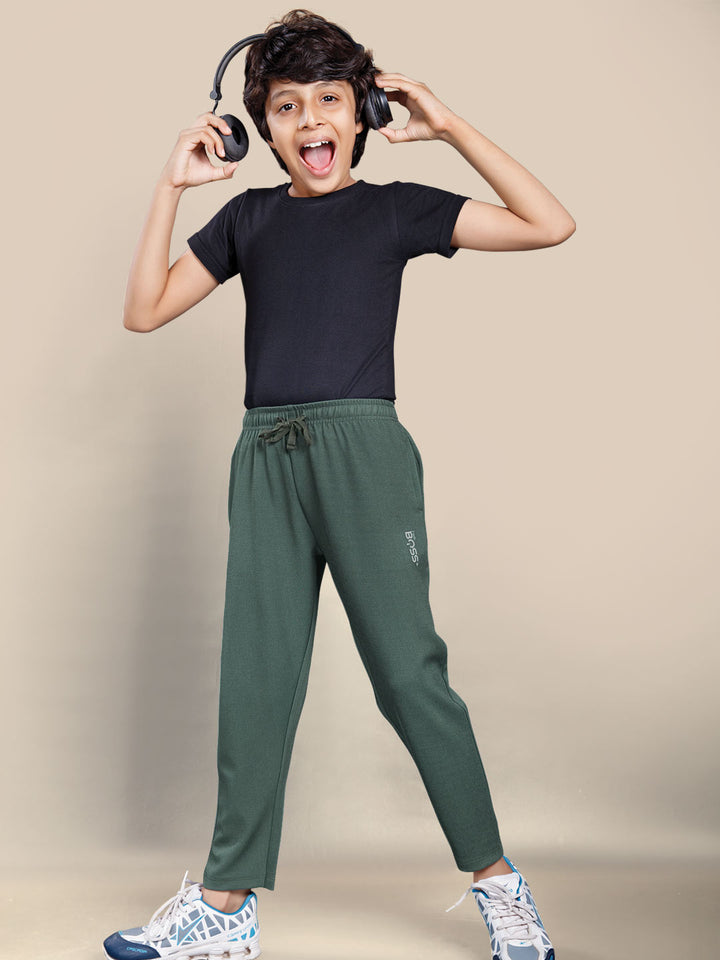 plain full pant for boys color pine green